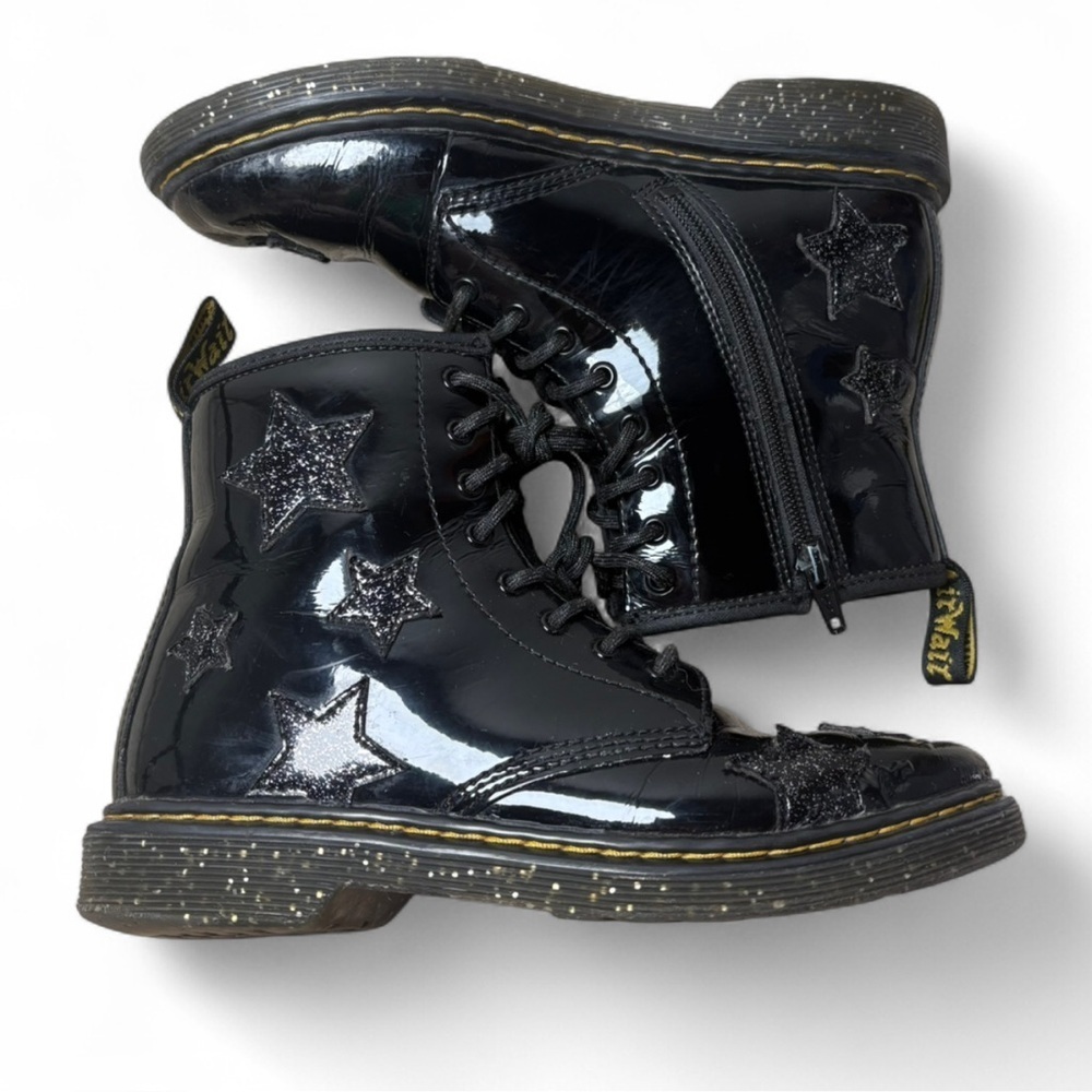 Dr. Martens Kids Black Star Combat Boots – Size 4 Glitter Patent